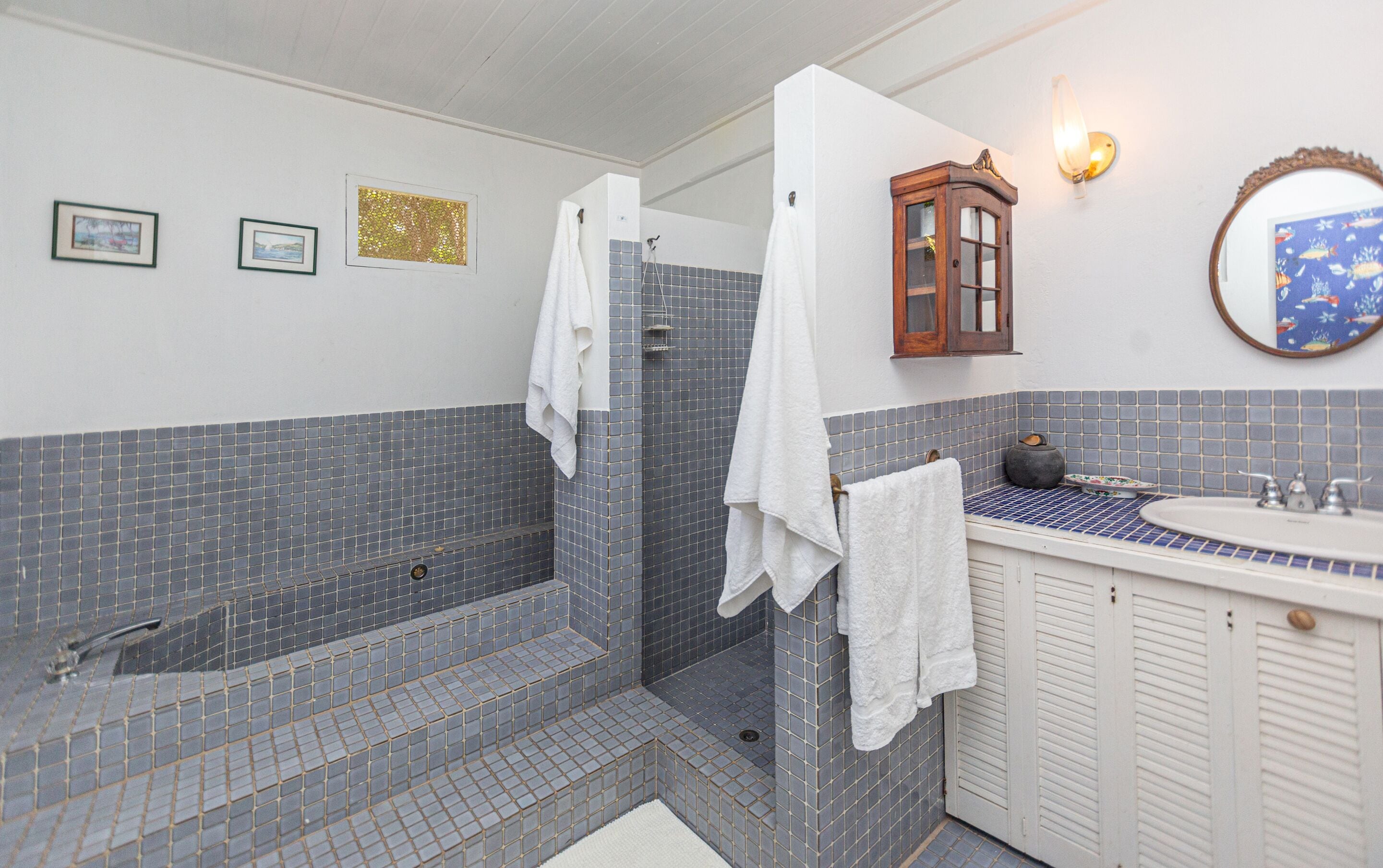 family villa, private bathroom | bathroom | free toiletries, hair dryer, towels, toilet paper