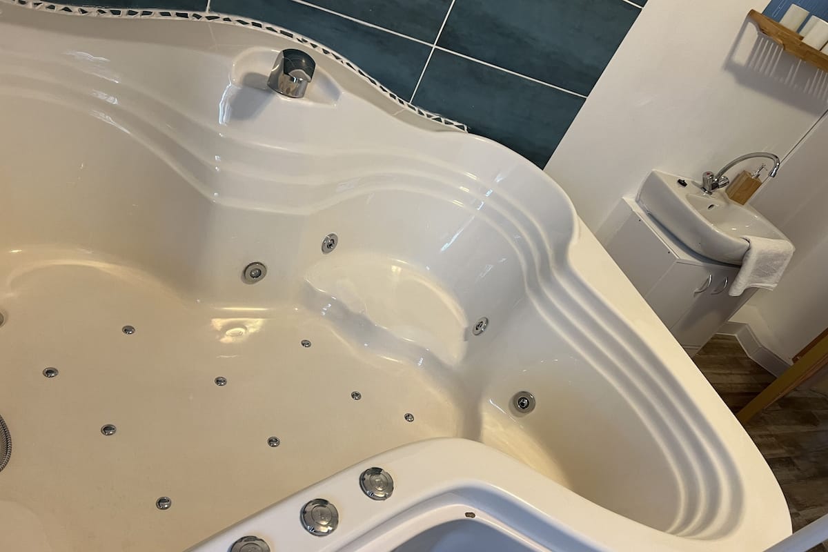 Exclusive Room | Bathroom