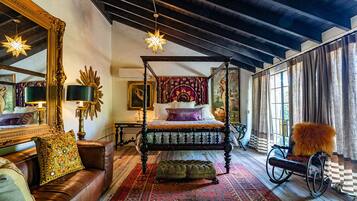 Luxury Cottage | 1 bedroom, Frette Italian sheets, premium bedding, down duvets