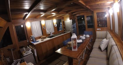 Yacht Suite Cecina