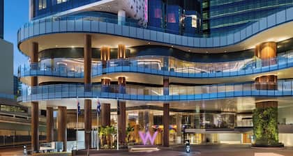 W Brisbane