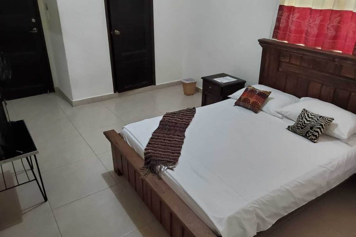 basic single room | premium bedding, desk, soundproofing, iron/ironing board