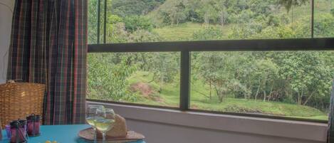 3 Schlafzimmer, Bügeleisen/Bügelbrett