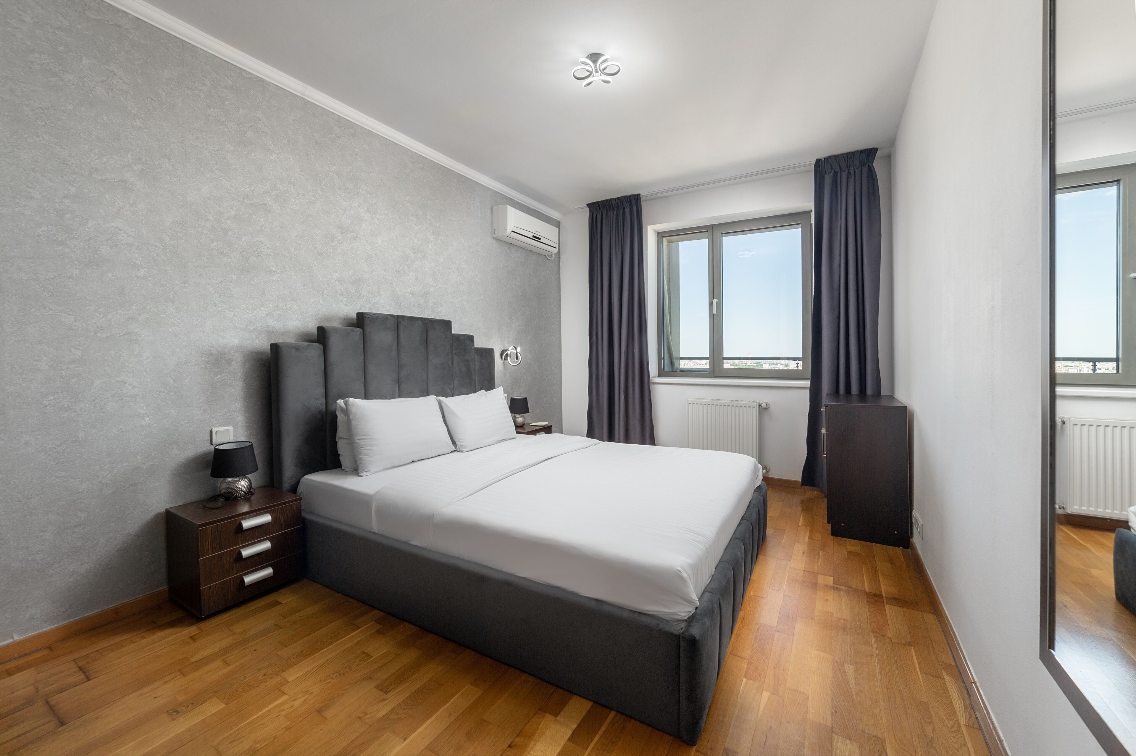 1 chambre, décoration personnalisée, ameublement personnalisé