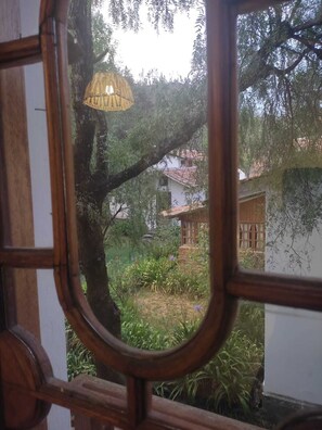 Habitación con 2 camas individuales | Vista al jardín