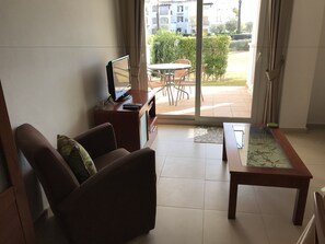 Télévision à écran plat