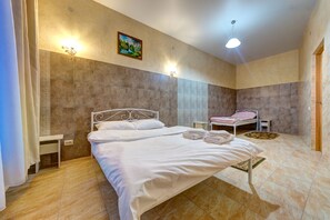 公寓, 1 間臥室 | 高級寢具、熨斗/熨衫板、摺床/加床 (收費)、免費 Wi-Fi