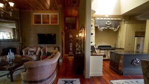 Luxury-Haus, 4 Schlafzimmer, Blick auf den Innenhof, zum Garten hin (4 Bathrooms) | Wohnbereich