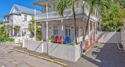 << SWEET HOME ANGELITA @ VIEILLE VILLE >> Rénové maison Off Duval + dernier service clé ...