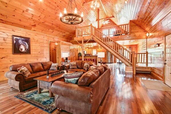 TV connectée, cheminée, jeux vidéo, baby-foot