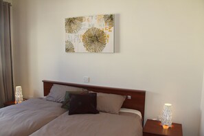 3 عدّة غرف نوم ومكواة/لوح كي وواي فاي مجانًا