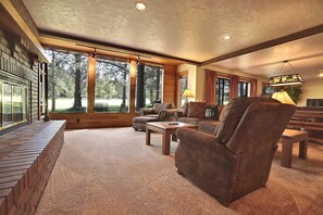 TV, fireplace, DVD player, table tennis