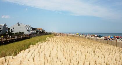 Pet Friendly, 6 BR, 4 BA Home in Rehoboth, 2 Blocks from Beach, 5 Min to Town w/Free Golf and More!