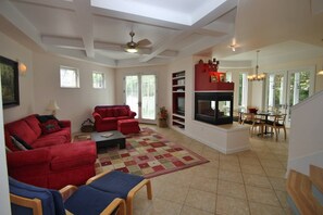 TV, fireplace, DVD player, stereo - Pet Friendly, 6 BR, 4 BA Home in Rehoboth, 2 Blocks from Beach, 5 Min to Town w/Free Golf and More! (Rehoboth Beach)