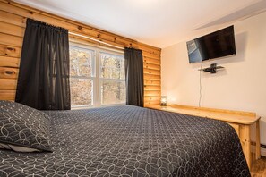 4 室のベッドルーム、アイロン / アイロン台、インターネット、ベッドシーツ