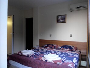 1 camera, Wi-Fi gratuito