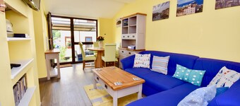 Two Bedroom/Two Bathroom. Tranquil and Conveniently Situated.