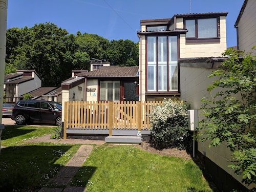 Two Bedroom/Two Bathroom. Tranquil and Conveniently Situated.