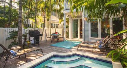 **THE SMILING IBIS @ OLD TOWN** Home & Pool Near Duval + LAST KEY SERVICES...