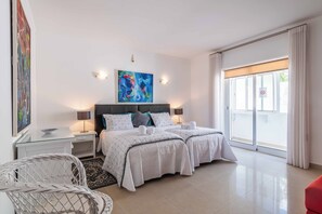 2 多间卧室、熨斗/熨衣板、免费 WiFi、床单