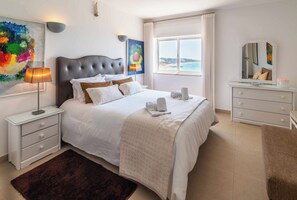 2 soverom, strykejern/-brett, wi-fi (inkludert) og sengetøy