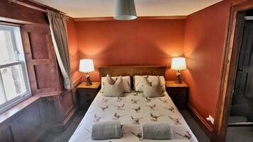 4 chambres, fer et planche Ă repasser, Wi-Fi gratuit, draps fournis