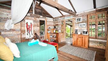 1 makuuhuone, silitysrauta/-lauta, vauvan matkasÀnky, ilmainen Wi-Fi