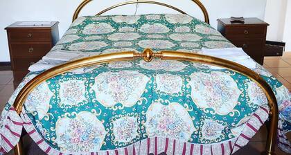 Complete relaxation at the Pasquino house