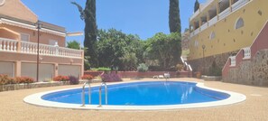 Outdoor pool - NEAR BEACH. 90 METER. 2 DOUBLE ROOMS. KITCHEN GREAT TERRACE SEA VIEWS. WIFIPARKING (Puerto de la cruz)