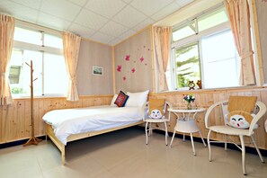Desk, blackout curtains, free WiFi - 556Homestay (Tainan)