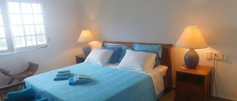 2 bedrooms, desk, iron/ironing board, travel cot