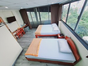 Quarto triplo família | Frigobar, cofres nos quartos, escrivaninha, quartos à prova de som