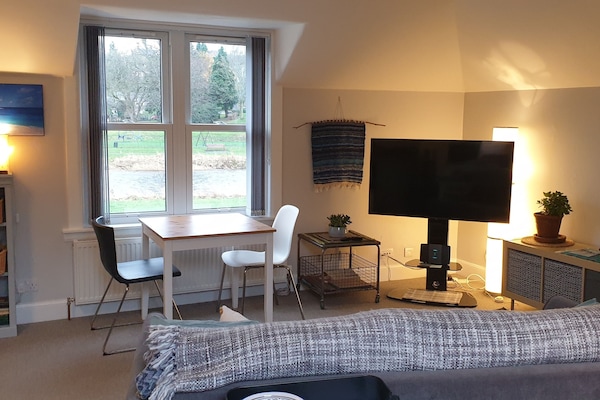 Smart TV, Netflix, streaming services