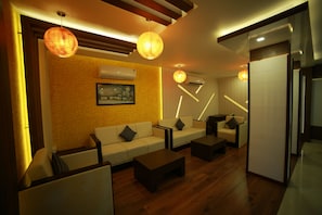 Sala de estar en el lobby