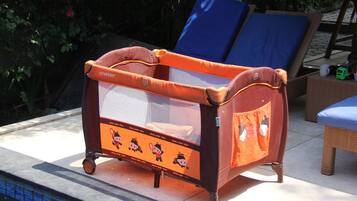 Deluxe Villa, 4 Bedrooms, Non Smoking, Park View | Extra beds