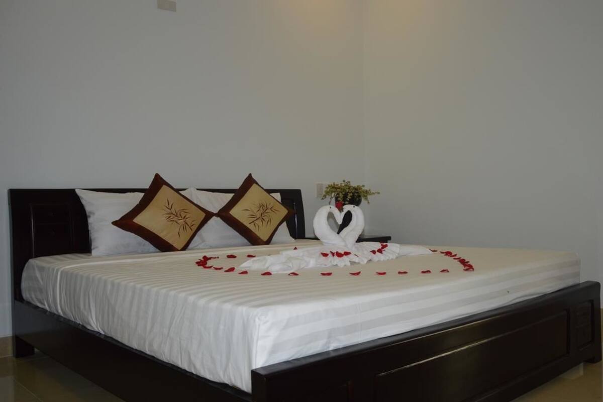 Phòng đôi Deluxe, ban công | Bàn, truy cập Internet không dây miễn phí
