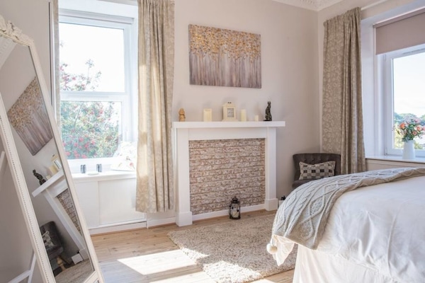 2 chambres, fer et planche Ă repasser, lit parapluie, Wi-Fi gratuit