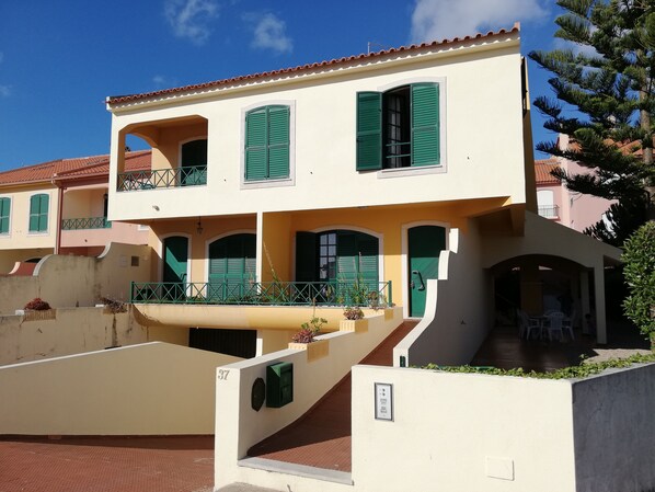 Exterior - PENICHE Beach House at Consolation Beach (Atouguia da Baleia)
