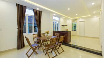 Suite Familiale, 2 chambres | Literie de qualité supérieure, minibar, bureau, chambres insonorisées
