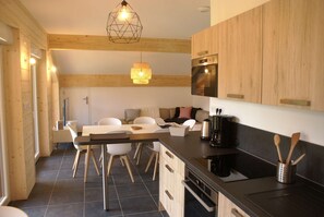 Fridge, microwave, oven, dishwasher - Gorgeous 3 Bedrooms Penthouse (MORZINE)