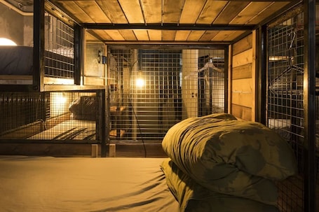 Basic-fællessovesal | Individuel indretning, strygejern/strygebræt, gratis Wi-Fi, sengetøj