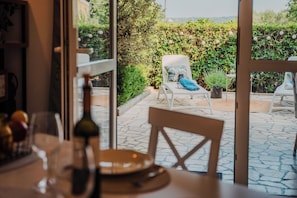 Interior - Charming apartment for 2-4 people in Cizici in Soline Bay - contact the owner (Dobrinj, Krk)