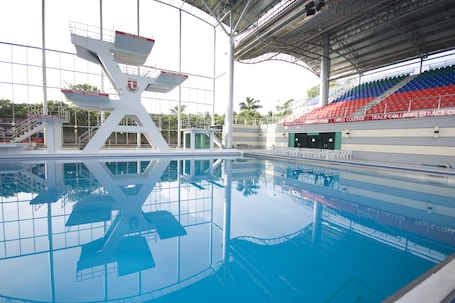 2 outdoor pools, open 6 AM to 8 PM, sun loungers