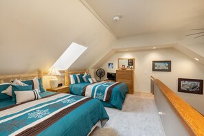 1 habitación, escritorio, wifi gratis y ropa de cama