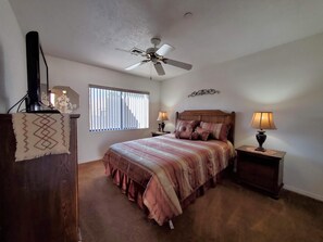 2 bedrooms, iron/ironing board, WiFi, bed sheets