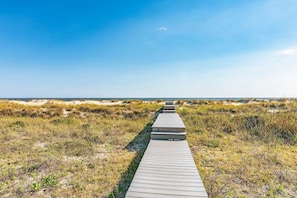 Beach nearby, beach towels