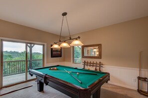 Spielezimmer