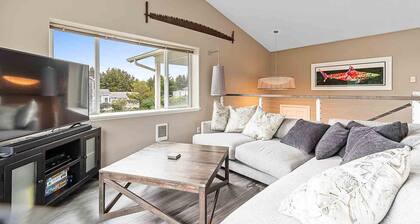 Ocean View, Pet Friendly, Fenced Yard, Near Town, Game Room (BTIME)