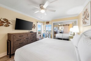 2 bedrooms, iron/ironing board, free WiFi, bed sheets - 122- Ground floor end unit-literally steps to the wonderful bch, FREE Bch Svc (Destin)