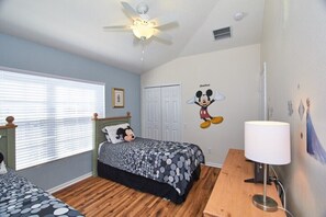 3 soverom, strykejern/-brett, wi-fi og sengetøy